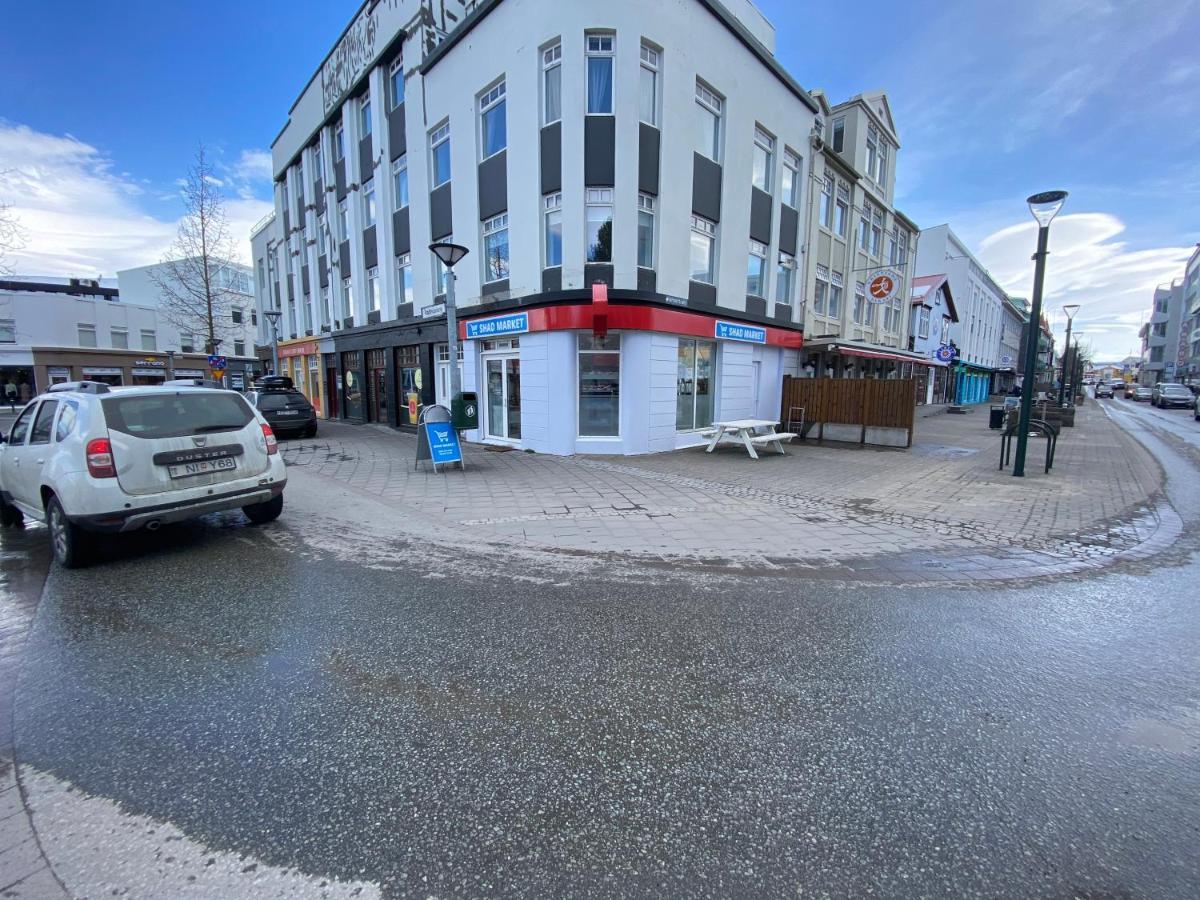Day Dream Townhall Square Apartments Akureyri Exteriér fotografie